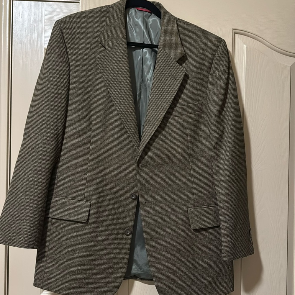 Jos. A. Bank Men’s Suit Jacket Size 42R Brown and Tan